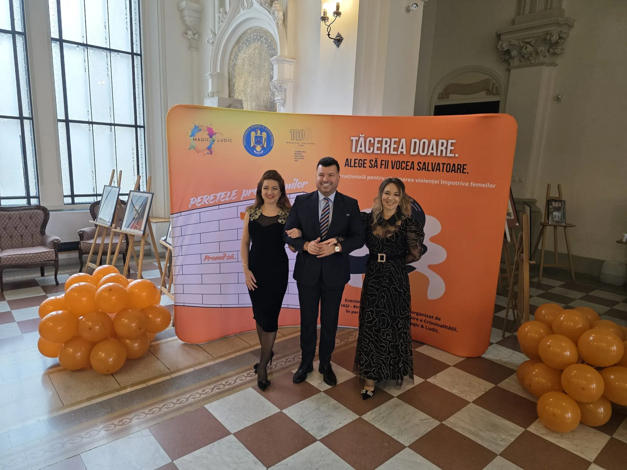 Gabriel Bîrjovanu și echipa la evenimentul Tăcerea Doare, 25 noiembrie 2025, Iași